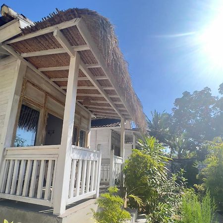 The Layar Homestay Batununggul Exteriör bild