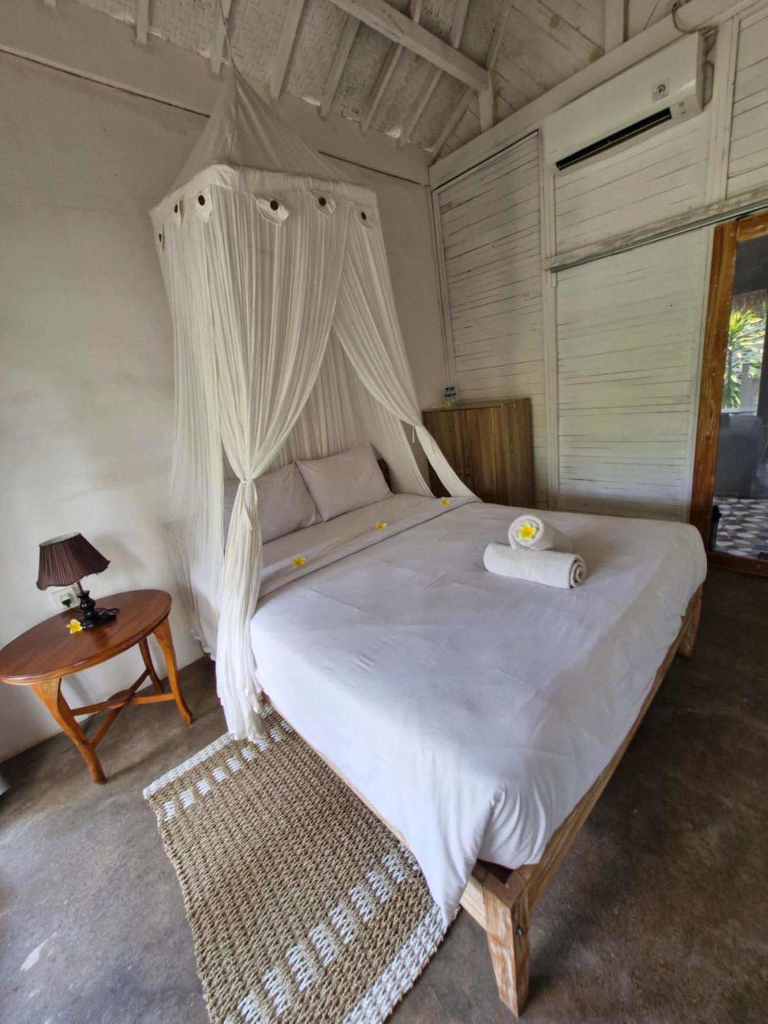 The Layar Homestay Batununggul Exteriör bild